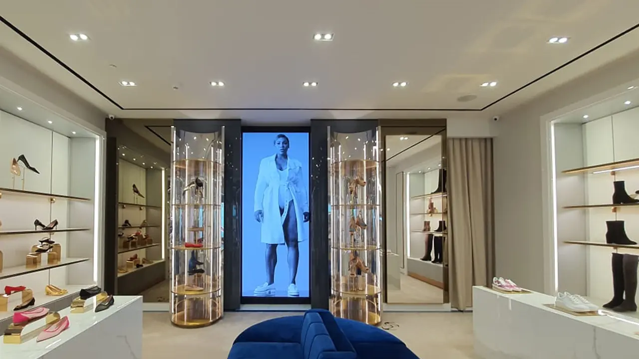 Stuart Weitzman Retail Indoor LED Videotron